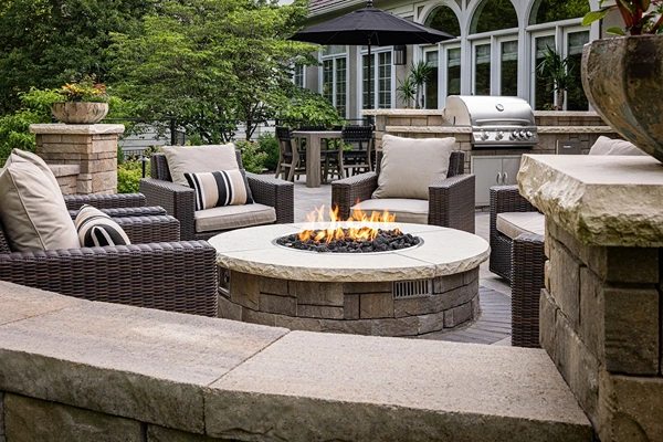 Outdoor fire pit and seating.
